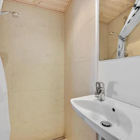 Three-bedroom In Vakantiehuis *