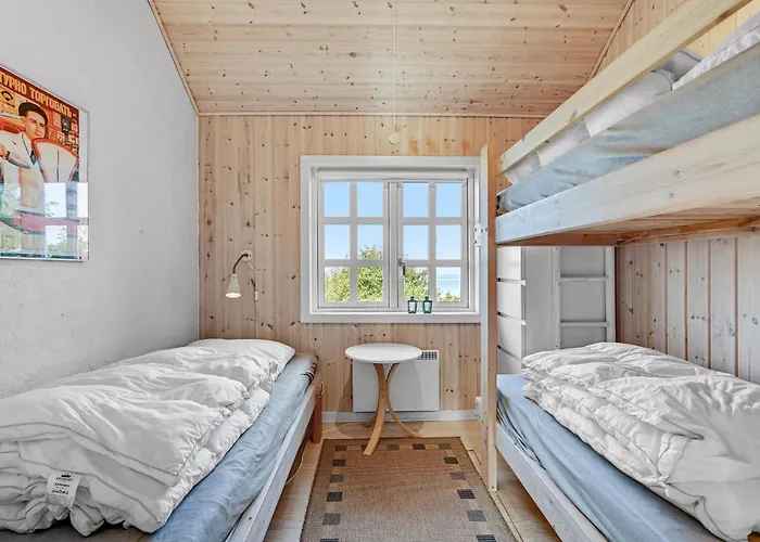 Holiday home Three-bedroom In Knebel