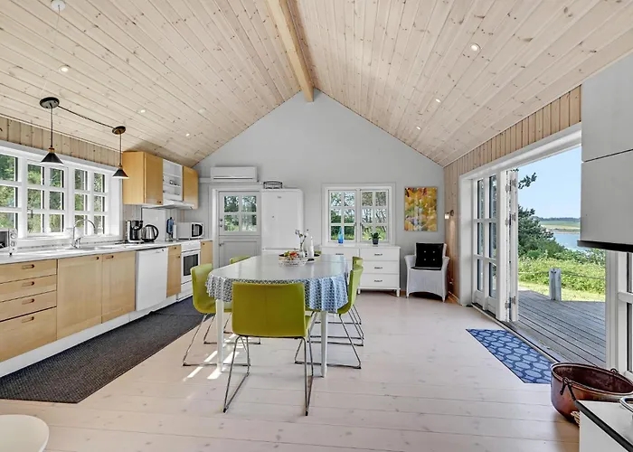 Holiday home Three-bedroom In Knebel
